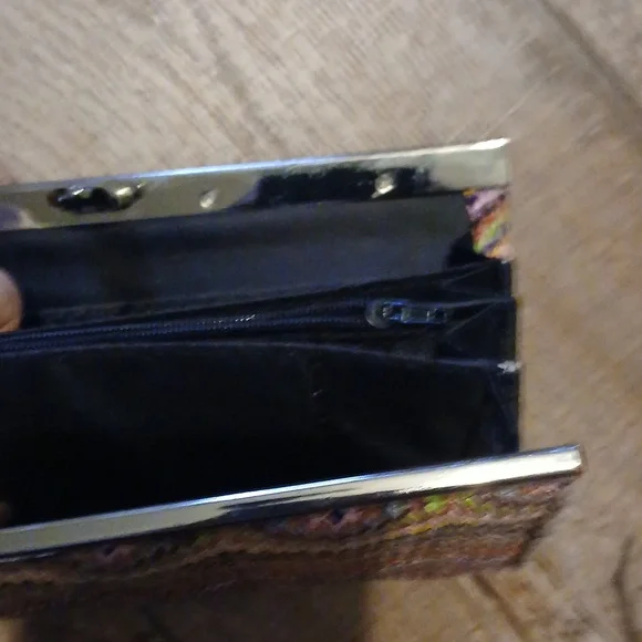 Wallet - Picture 6 of 9